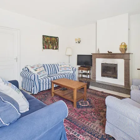 度假居 300m De La Mer, Maison Familiale Quartier Betey